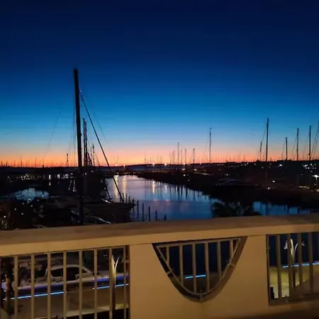 Classe 3 Etoiles - Magnifique Vue Sur Le Port - Wifi Et Clim La Grande Motte