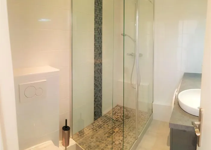 Classe 3 Etoiles - Magnifique Vue Sur Le Port - Wifi Et Clim Апартаменты *