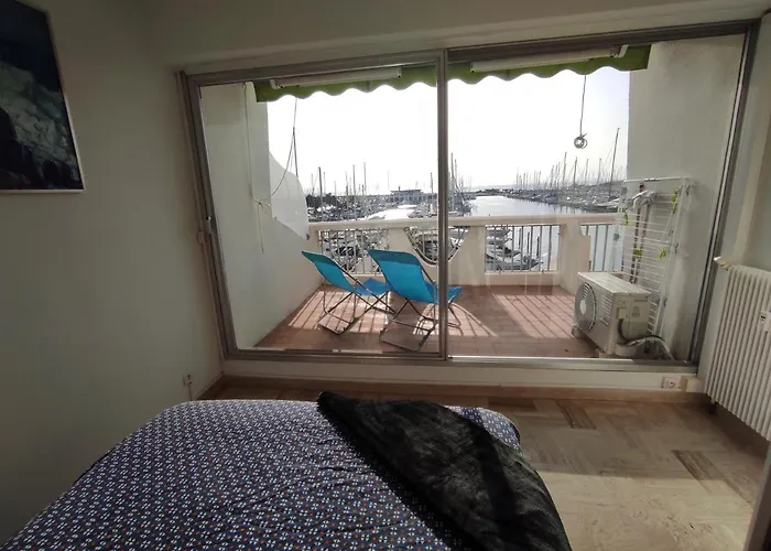 Classe 3 Etoiles - Magnifique Vue Sur Le Port - Wifi Et Clim * Ла-Гранд-Мот